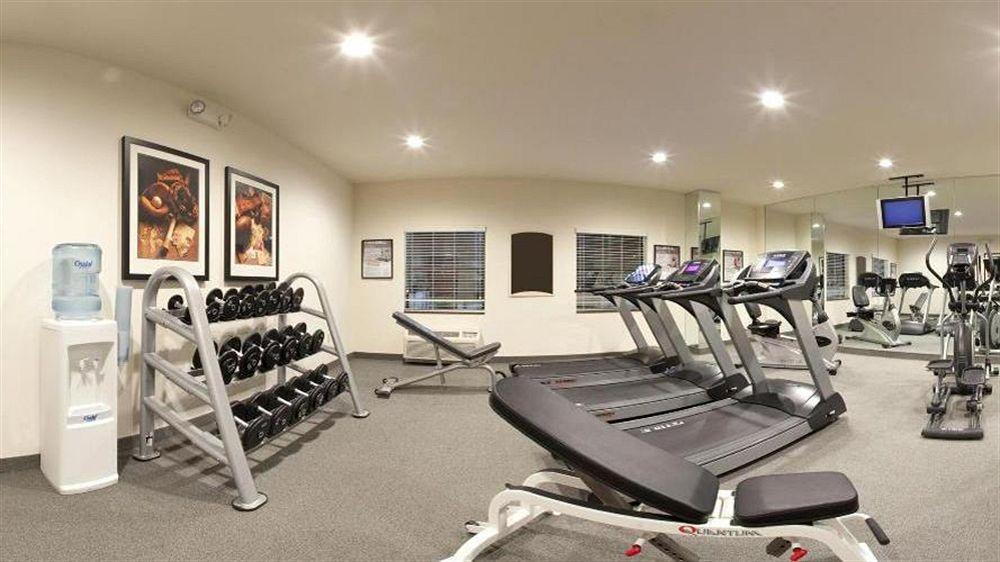 Staybridge East- Brandon By Ihg Hotel