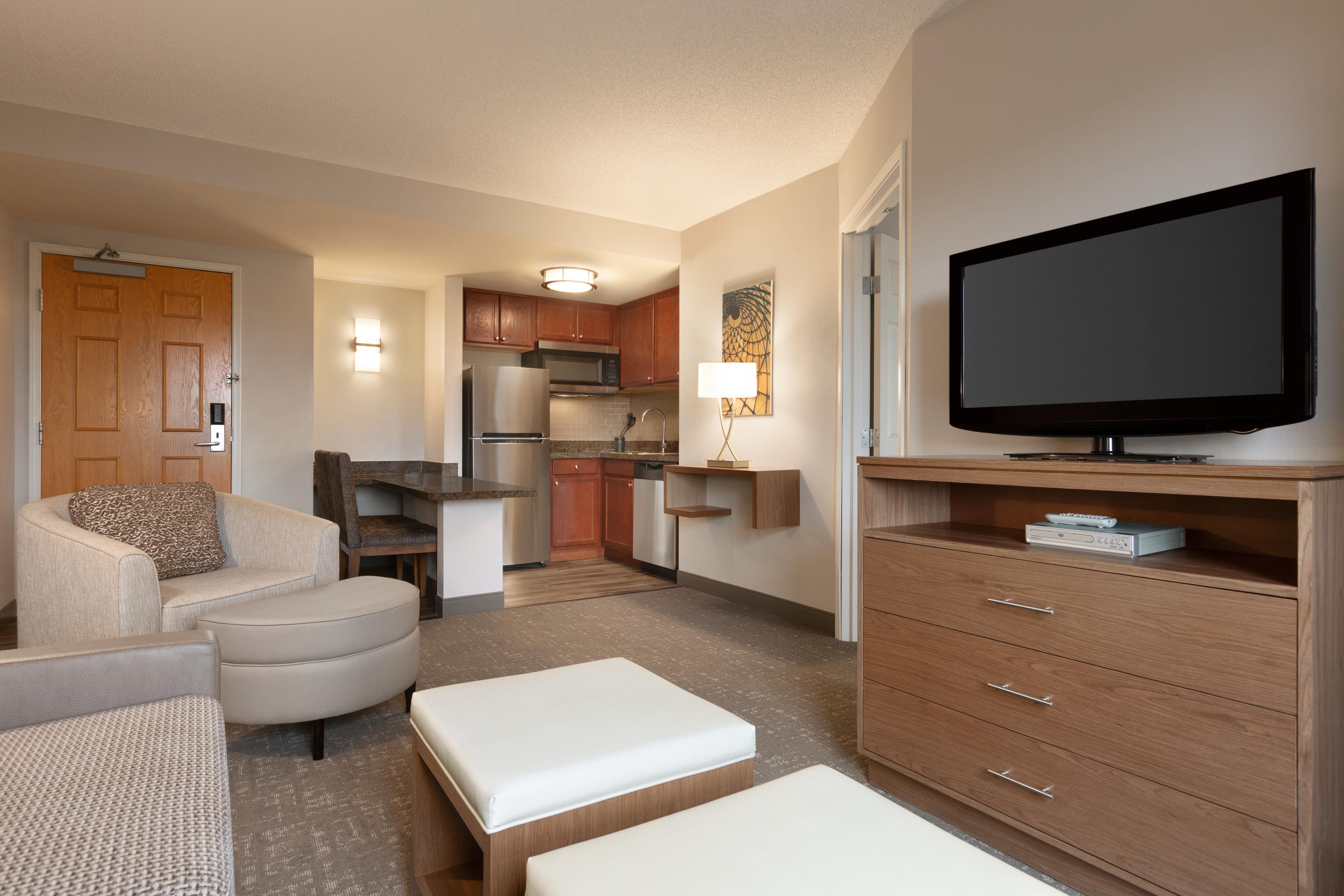 Hotel Staybridge East- Brandon By Ihg 3*