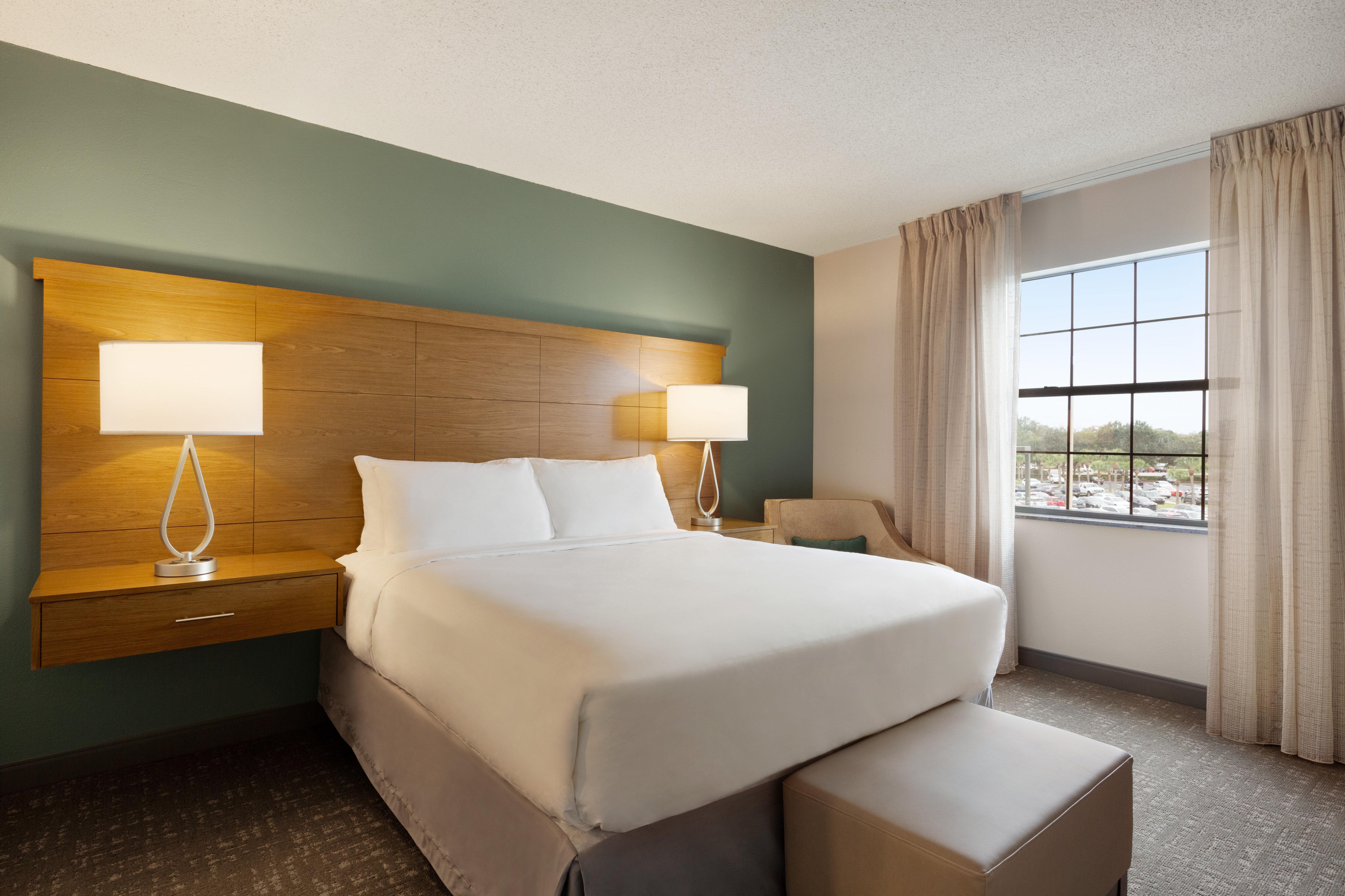 Staybridge East- Brandon By Ihg Mango