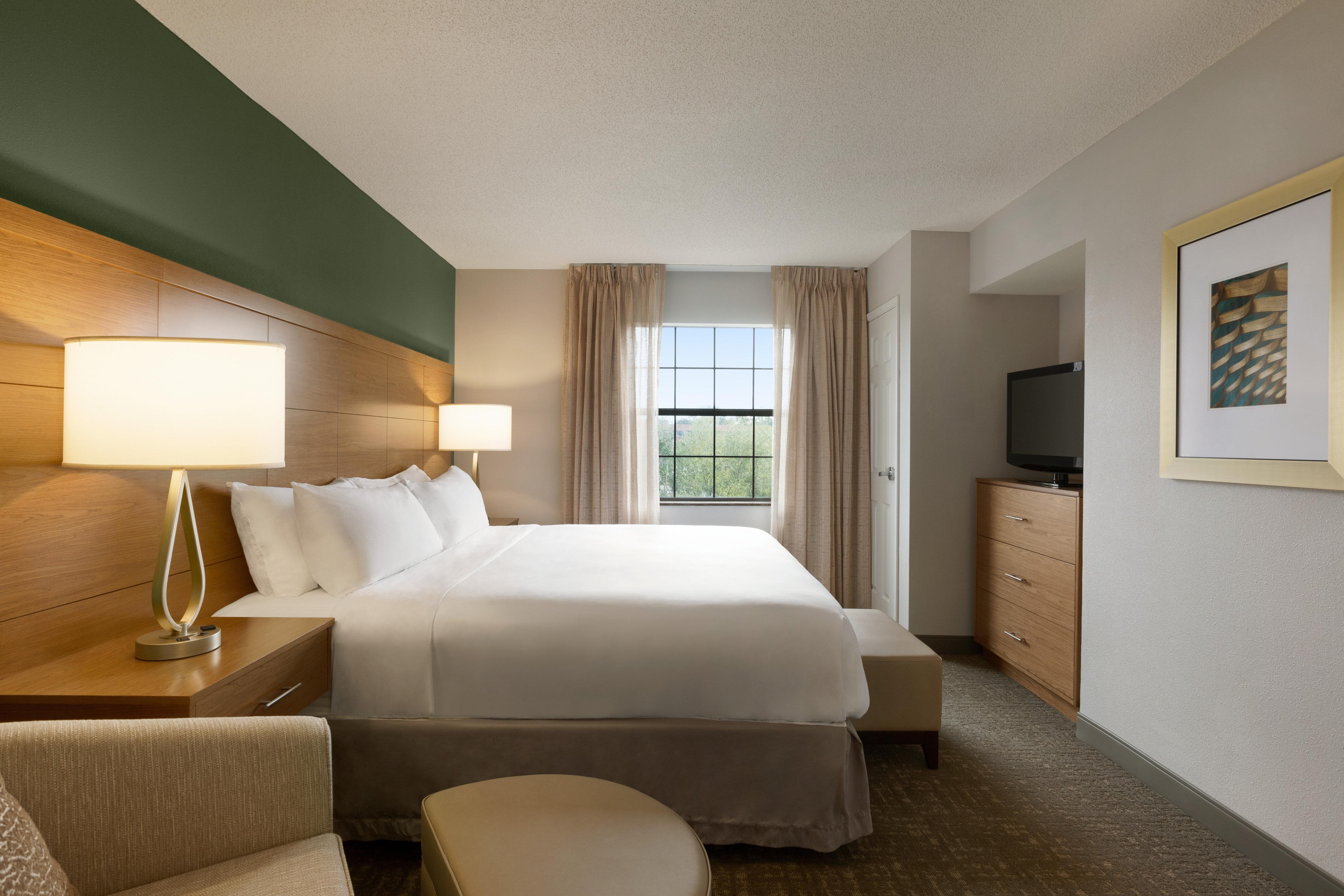 Staybridge East- Brandon By Ihg 3* Mango