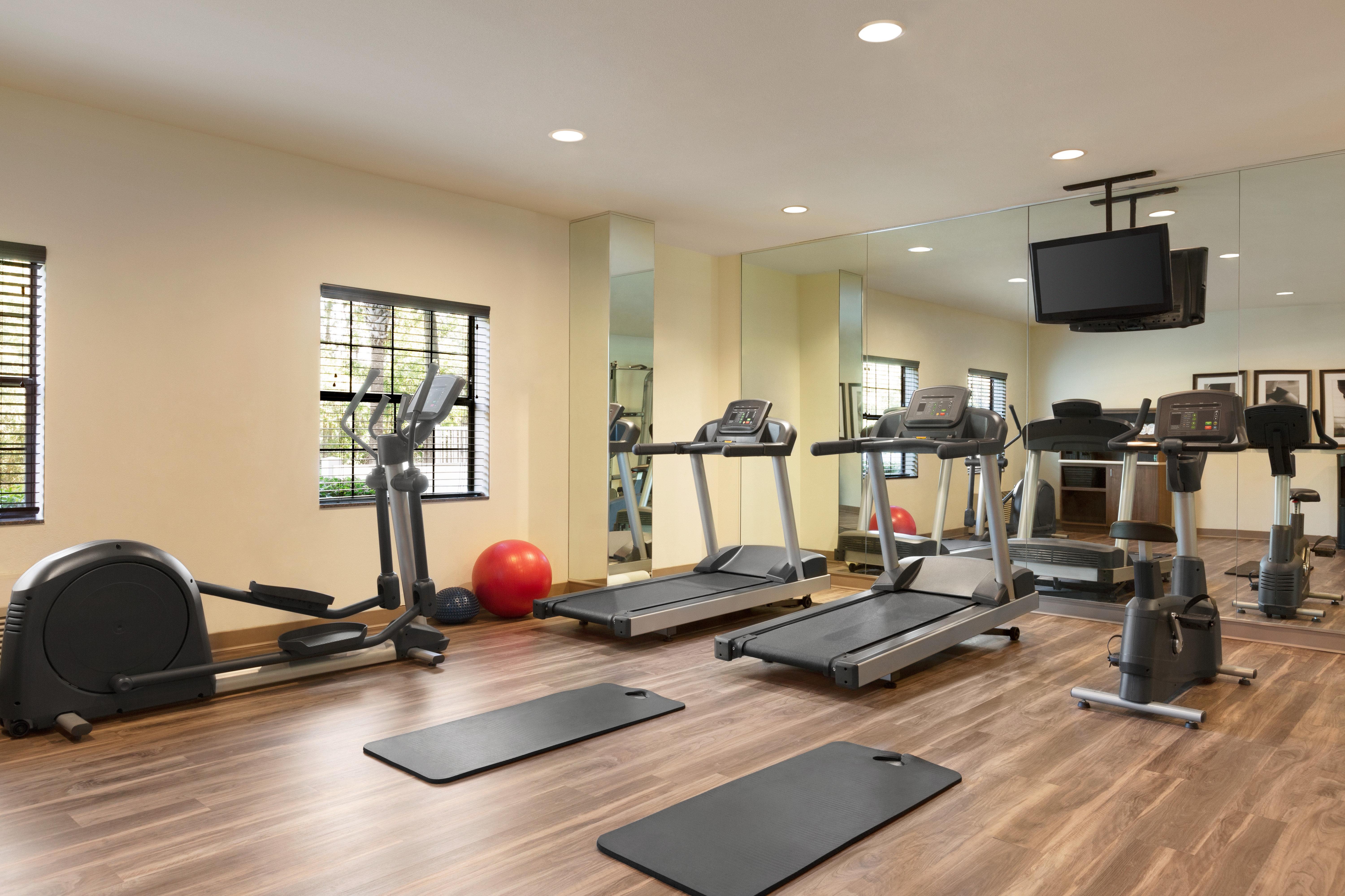 Staybridge East- Brandon By Ihg Hotel Mango
