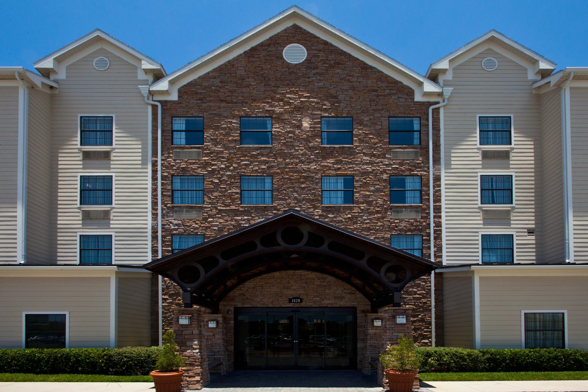 Staybridge East- Brandon By Ihg Hotel Mango