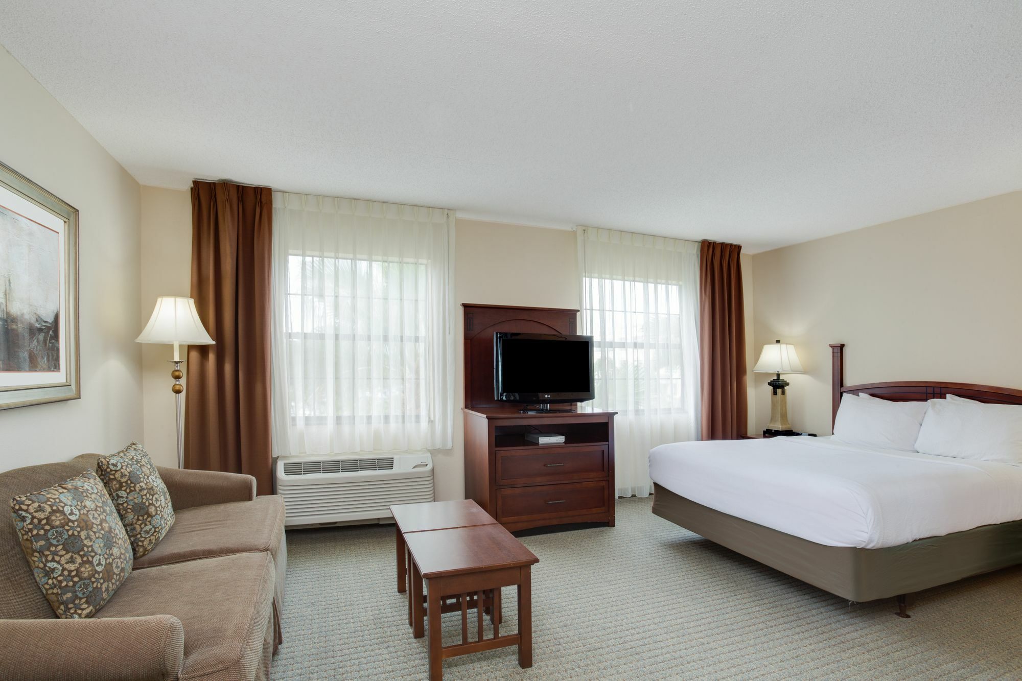 Staybridge East- Brandon By Ihg Hotel 3*