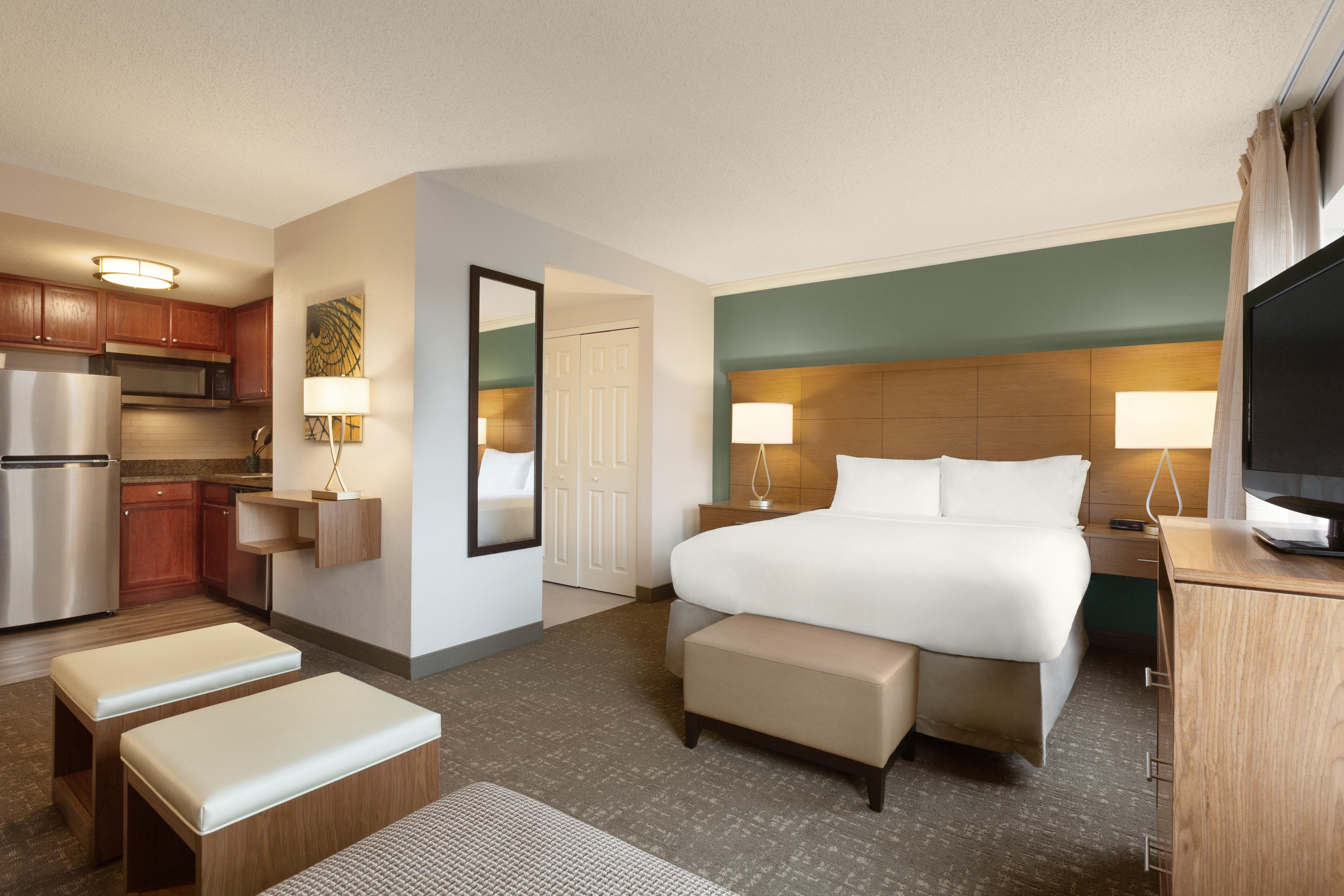 Hotel Staybridge East- Brandon By Ihg Mango