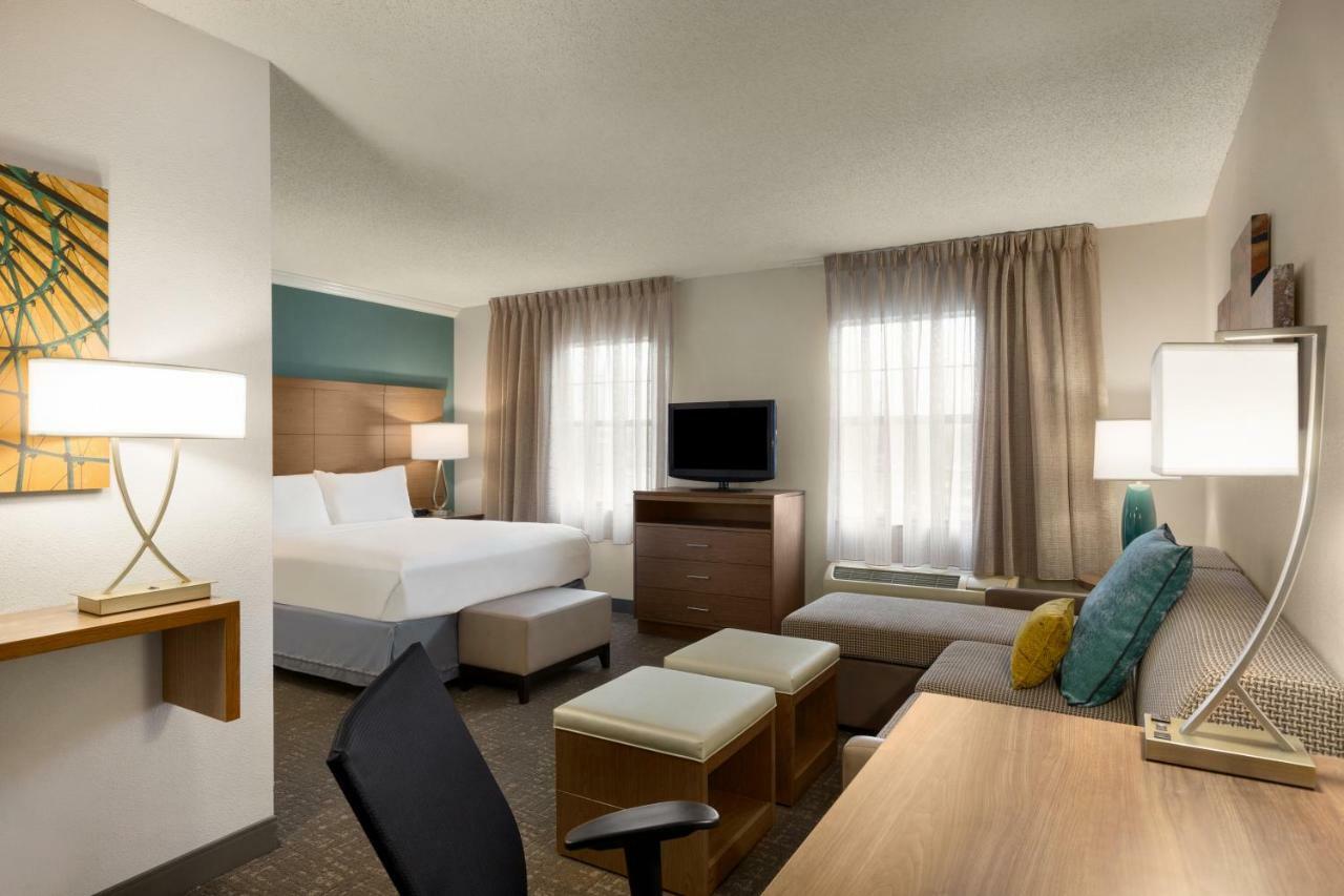 Hotel Staybridge East- Brandon By Ihg